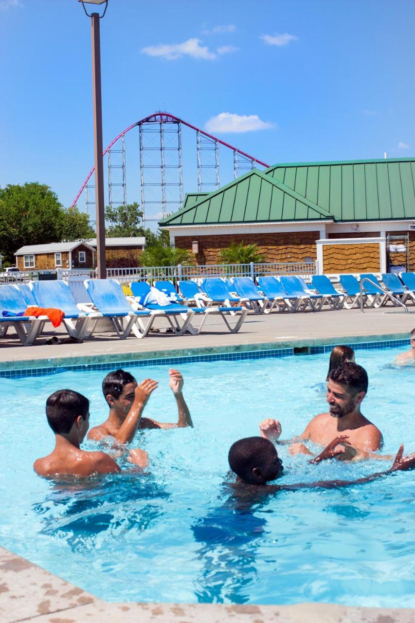 Worlds Of Fun Village Kansas City Ngoại thất bức ảnh