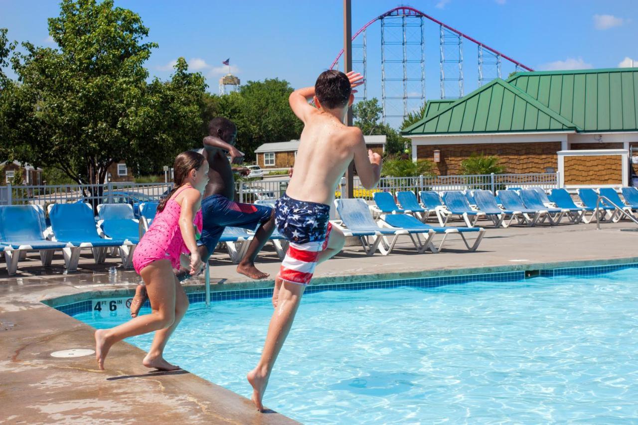 Worlds Of Fun Village Kansas City Ngoại thất bức ảnh